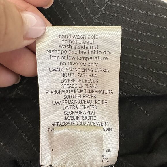 Leo Guy Black Cowl Neck Sleeveless Sequined Draped Back Party Top Blouse Sz 6/8 - Picture 8 of 12